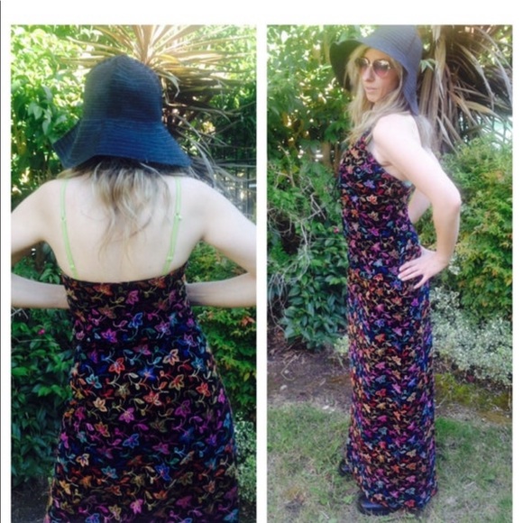 1970’s Floral Embroidered Halter Top & Maxi Skirt - Picture 3 of 5
